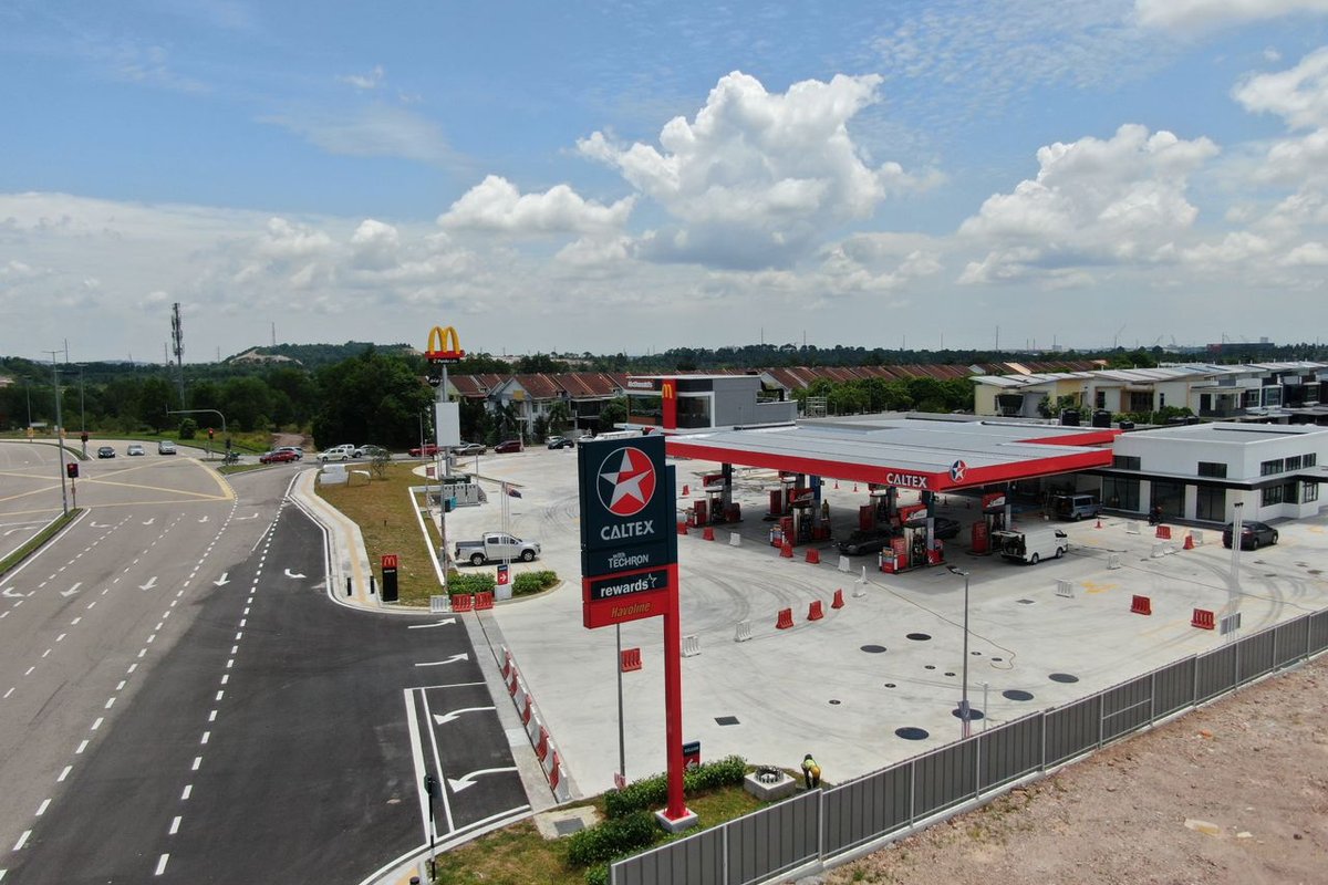 Nusa Sentral petrol station and commercial hub construction, Iskandar Puteri Johor